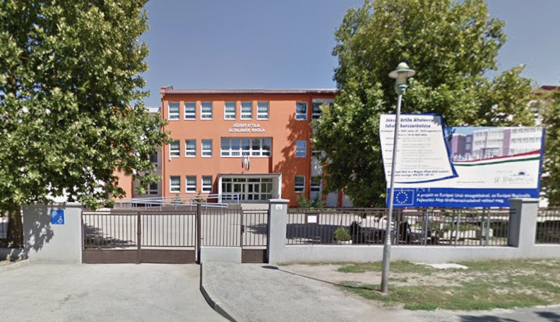 A József Attila Általános Iskola épülete, ahol a Bakfark Bálint AMI is működik